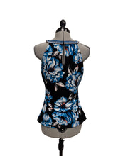 Load image into Gallery viewer, Women’s White House Black Market Sleeveless Blouse, Small
