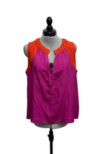 Load image into Gallery viewer, Women’s Marc by Marc Jacobs  Sleeveless Blouse, Large
