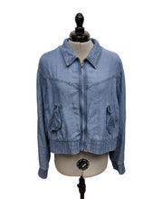 Load image into Gallery viewer, Women’s DKNY Light Long Sleeve Jacket, Large
