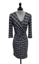 Load image into Gallery viewer, Women’s Laundry Long Sleeve Dress, 2
