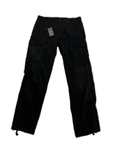 Load image into Gallery viewer, Men’s Armani Exchange Pants, 32
