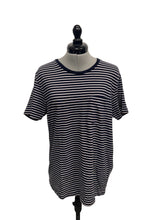 Load image into Gallery viewer, Men’s Club Monaco Short Sleeve Top, Medium
