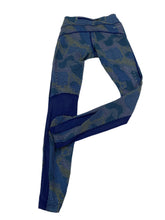 Load image into Gallery viewer, Women’s Nike Dri-Fit Leggings, Extra Small
