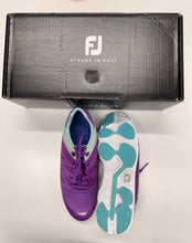 Load image into Gallery viewer, Women’s FJ Golfing Shoes, Size 7.5
