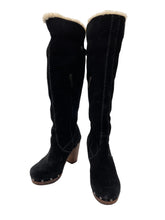 Load image into Gallery viewer, Women’s UGG Boots, US 5
