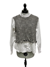 Load image into Gallery viewer, Women’s Zara Long Sleeve Blouse, Medium
