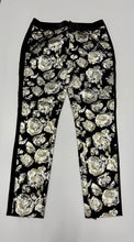 Load image into Gallery viewer, Women’s Juicy Couture Pants, Size 2
