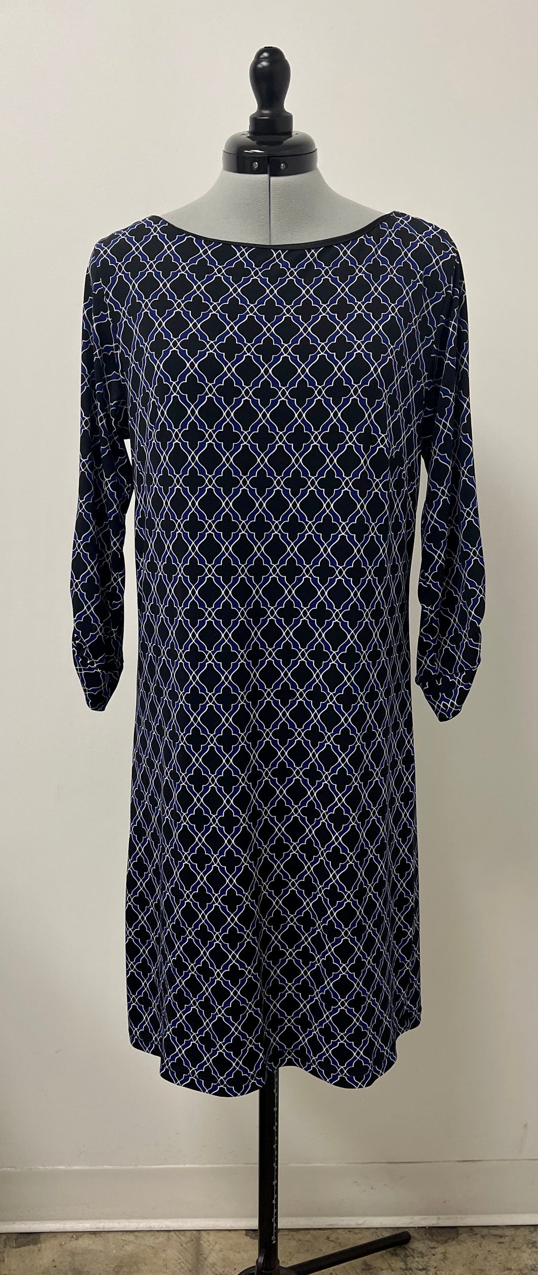 Women’s Laundry by Shelli Segal Long Sleeve Dress, Small