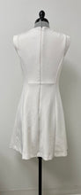 Load image into Gallery viewer, Women’s Vince Camuto Sleeveless Dress, Size 2
