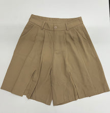 Load image into Gallery viewer, Women’s Shorts, Small/Medium
