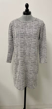 Load image into Gallery viewer, Women’s Adrienne Vittadini Long Sleeve Dress, Medium
