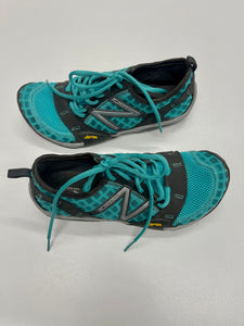 Women’s New Balance Running Shoes, Size 6.5