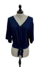 Load image into Gallery viewer, Women’s Kim + Cami Long Sleeve Top, Small
