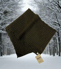 Load image into Gallery viewer, Women’s Coldwater Scarf
