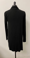 Load image into Gallery viewer, Women’s Vince Camuto Long Sleeve Sweater, Small
