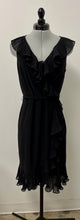 Load image into Gallery viewer, Women’s White House Black Market Sleeveless Dress, Size 4
