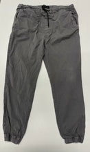 Load image into Gallery viewer, Men&#39;s American Eagle Joggers, Large
