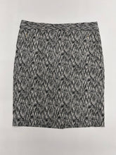 Load image into Gallery viewer, Women’s The Limited Skirt, Size 10
