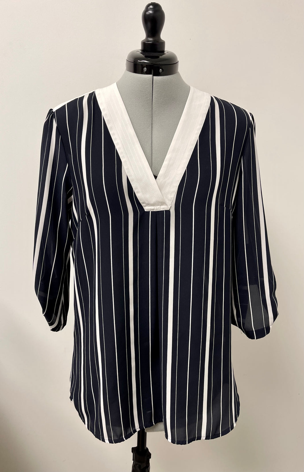 Women’s H&M Long Sleeve Blouse, Size 8