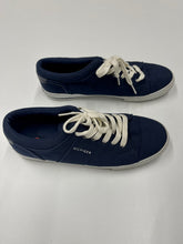 Load image into Gallery viewer, Men’s Tommy Hilfiger Sneakers, Size 10
