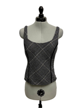 Load image into Gallery viewer, Women’s Tristan &amp; Iseut Sleeveless Top, Small
