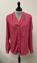 Load image into Gallery viewer, Women’s Ricki&#39;s Long Sleeve Blouse, Size 4
