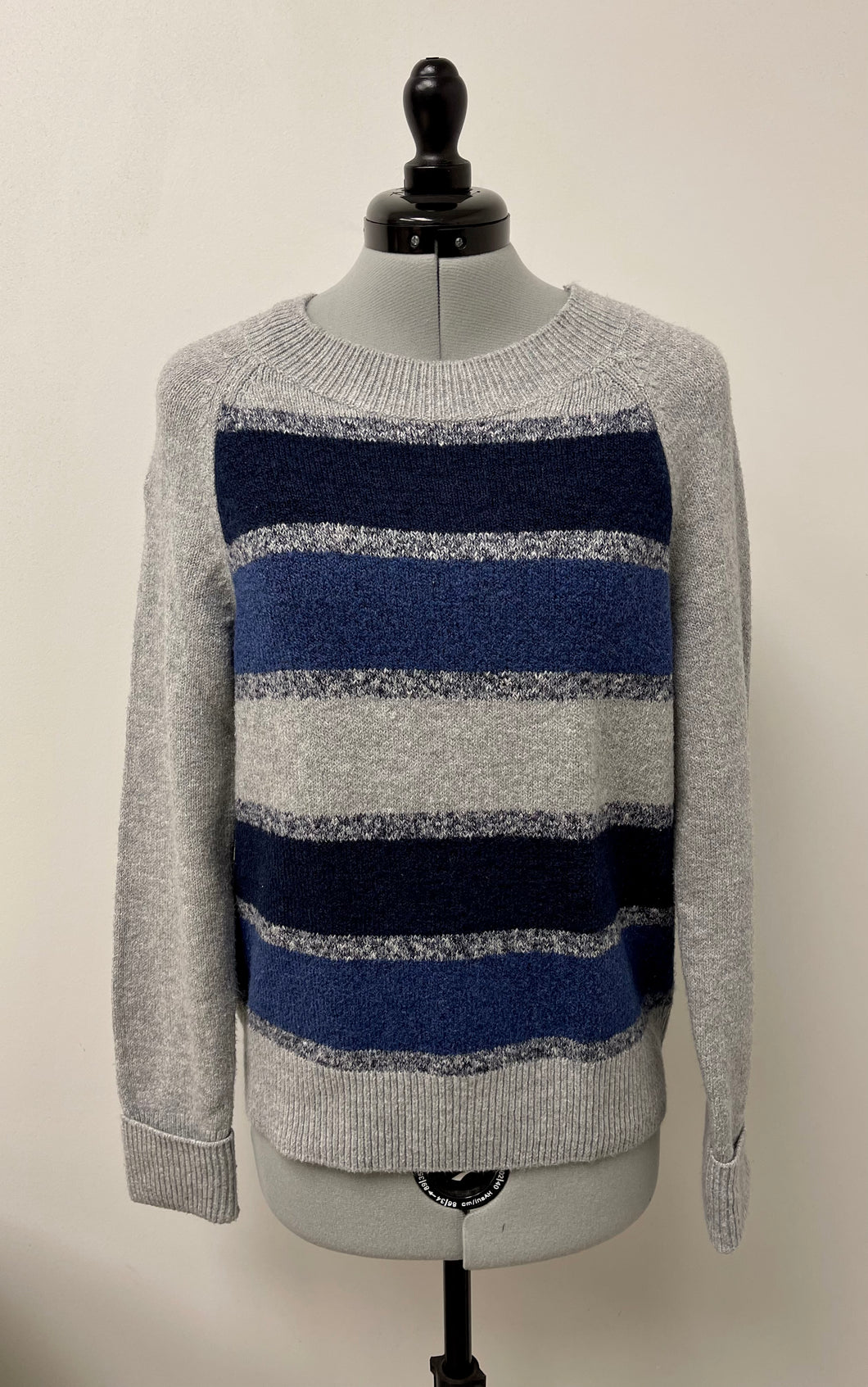 Women’s Denver Hayes Long Sleeve Sweater, Medium