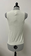 Load image into Gallery viewer, Women’s Athleta Sleeveless Top, Extra Small
