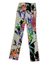 Load image into Gallery viewer, Women’s Marciano Casual Pants, Size 0
