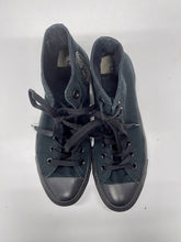 Load image into Gallery viewer, Men&#39;s / Women&#39;s Converse Shoes, Men&#39;s 7.5, Women&#39;s 9.5
