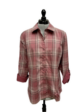 Load image into Gallery viewer, Women’s Wind River Long Sleeve Top, Medium
