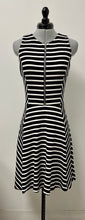 Load image into Gallery viewer, Women’s Joseph Ribkoff Sleeveless Dress, Size 4
