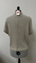 Load image into Gallery viewer, Women’s H&amp;M Sleeveless Sweater, Extra Small
