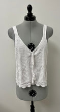 Load image into Gallery viewer, Women’s Old Navy Sleeveless Top, Small
