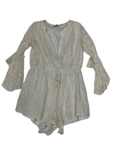Load image into Gallery viewer, Women’s TEMT Long Sleeve Romper, Size 10
