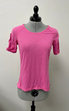 Load image into Gallery viewer, Women’s Lululemon Short Sleeve Top, Size 4
