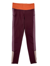 Load image into Gallery viewer, Women’s Aerie Offline Leggings, XS
