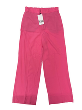 Load image into Gallery viewer, Women’s Zara Pants, Medium
