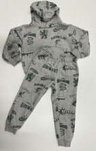 Load image into Gallery viewer, Boys H&amp;M Long Sleeve Sweater and Pants, 4-5Y
