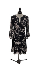 Load image into Gallery viewer, Women’s Esprit Long Sleeve Dress, 4
