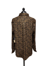 Load image into Gallery viewer, Women’s TD style Long Sleeve Blouse, Large
