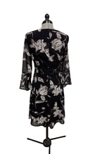 Load image into Gallery viewer, Women’s Esprit Long Sleeve Dress, 4
